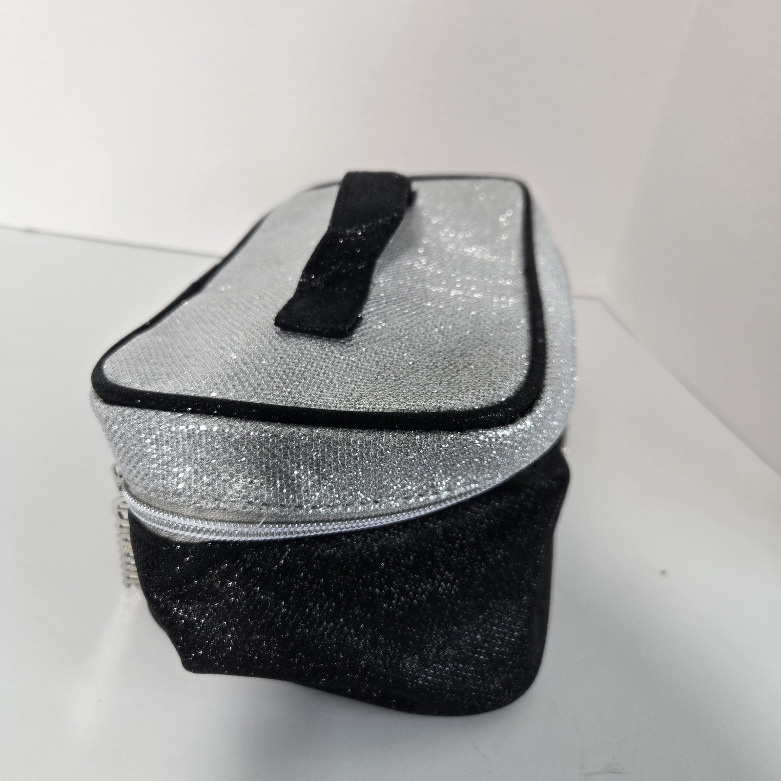 Juicy Couture Black Velvet Glitter Makeup Cosmetic Train Case Travel Bag Zip — image 6 of 7